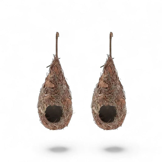Lot de 2 nichoirs Le Nid Douillet en herbe naturelle tressée forme goutte d'eau avec crochet de suspension